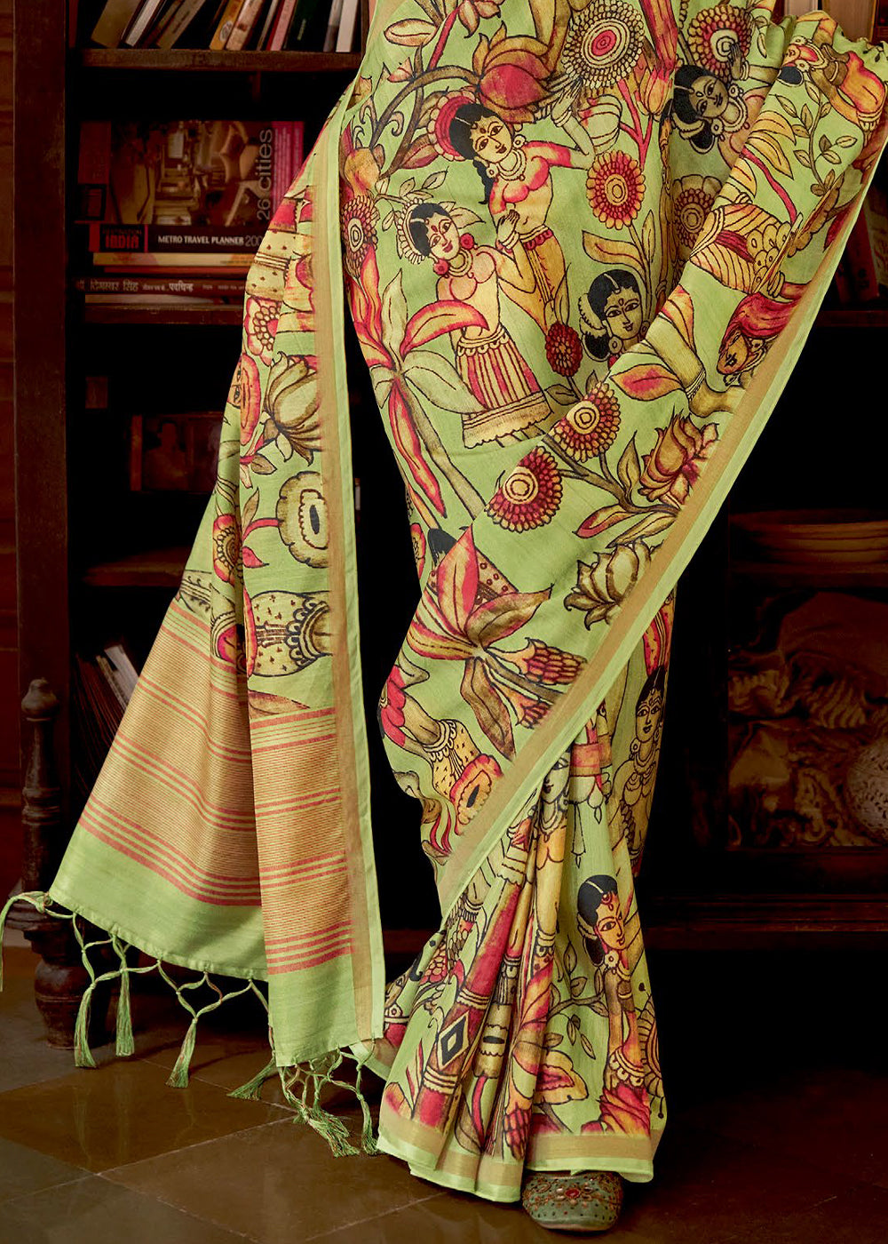 Avocado Green Kalamkari Printed Soft Silk Saree : Top Pick