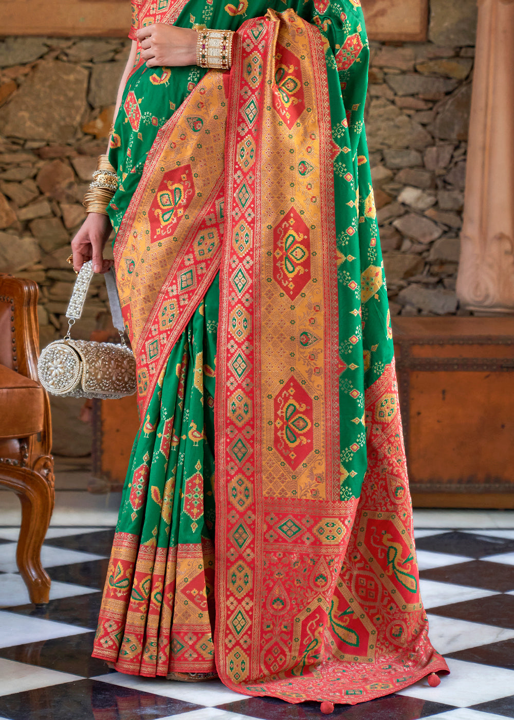 Forest Green Zari Woven Traditional Banarasi Silk Saree