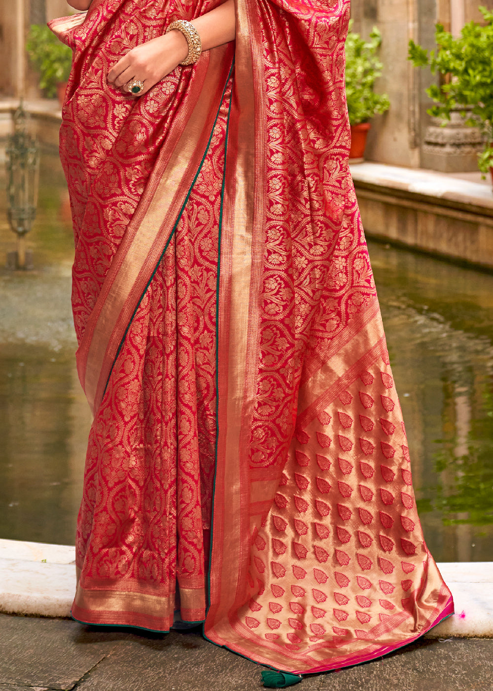 Reddish Pink Zari Woven Banarasi Silk Saree