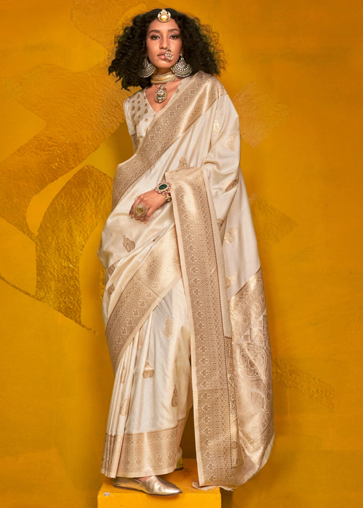 Off-white Two Tone Handloom Weaving Silk Saree