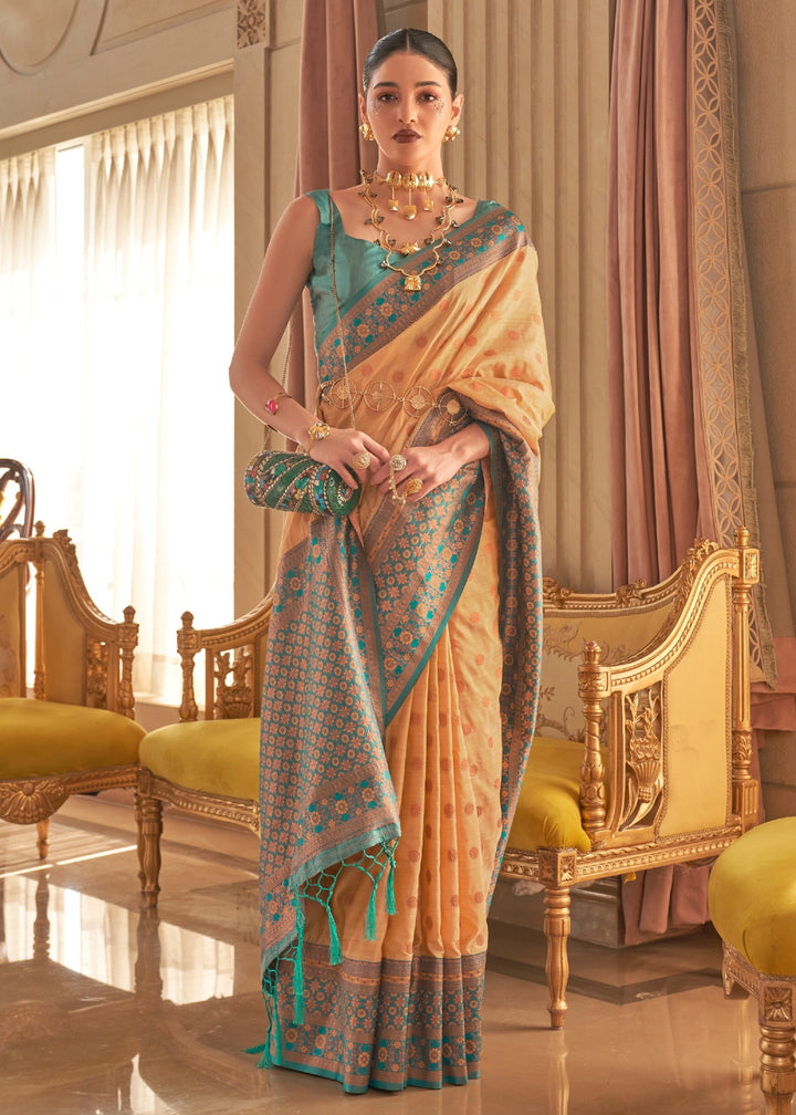 Canary Yellow Bamboo Copper Zari Handloom Weaving Saree