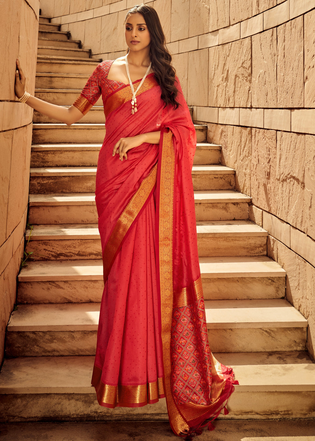 Peach Handloom Weaving Silk Saree