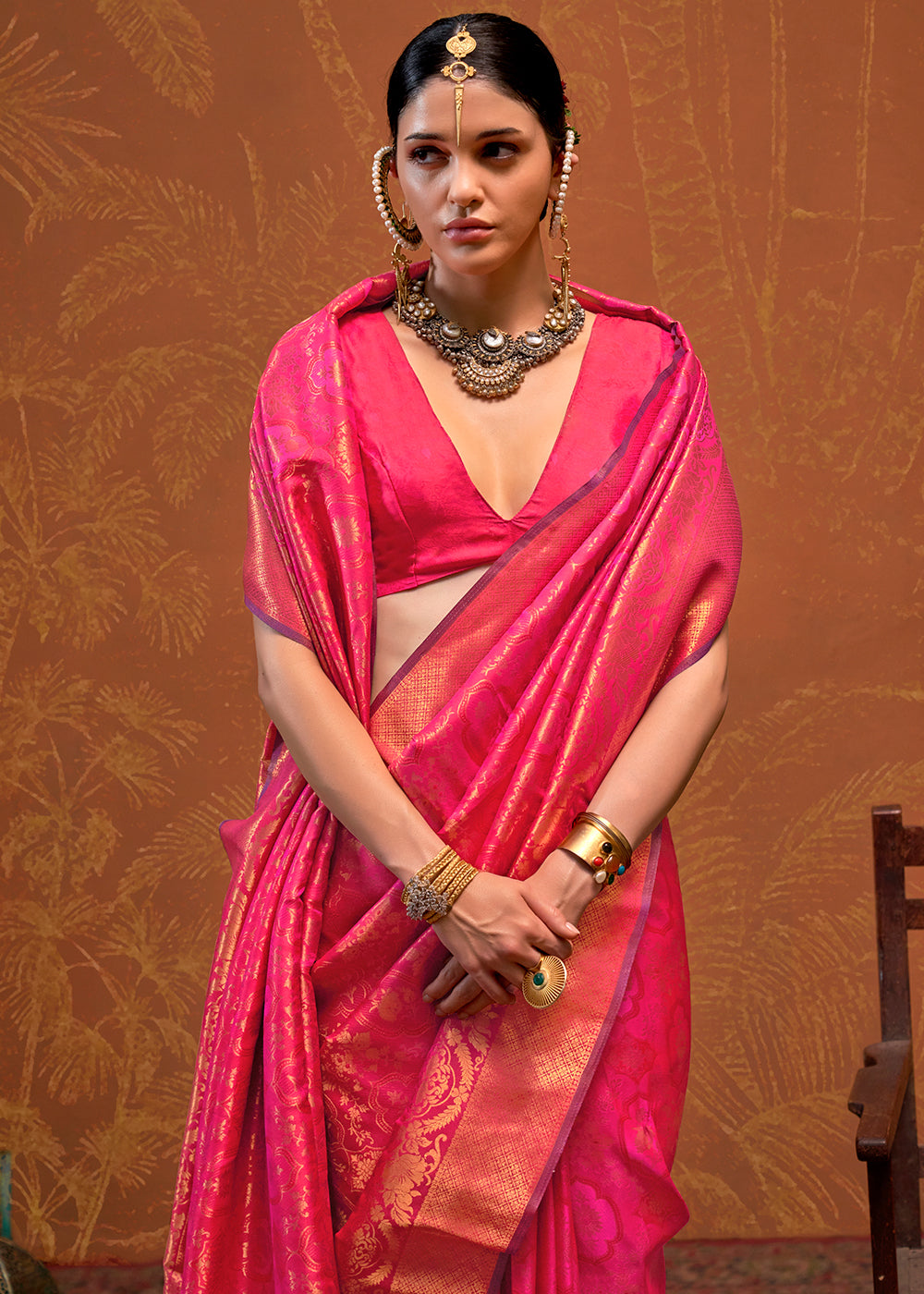 Shades Of Pink Handloom Woven Designer Silk Saree