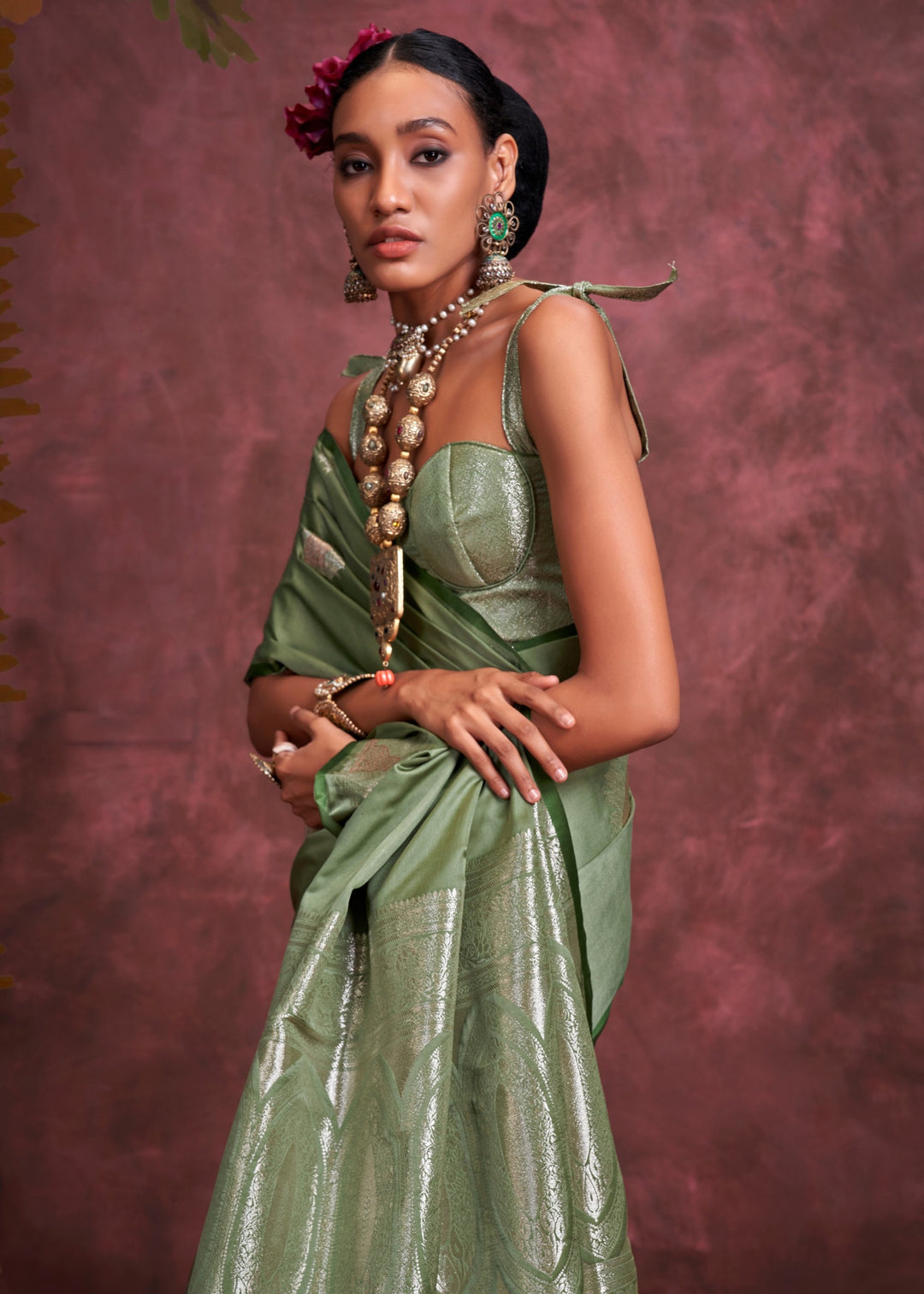 Kelly Green Handloom Weaving Satin - Banarasi Zari Saree