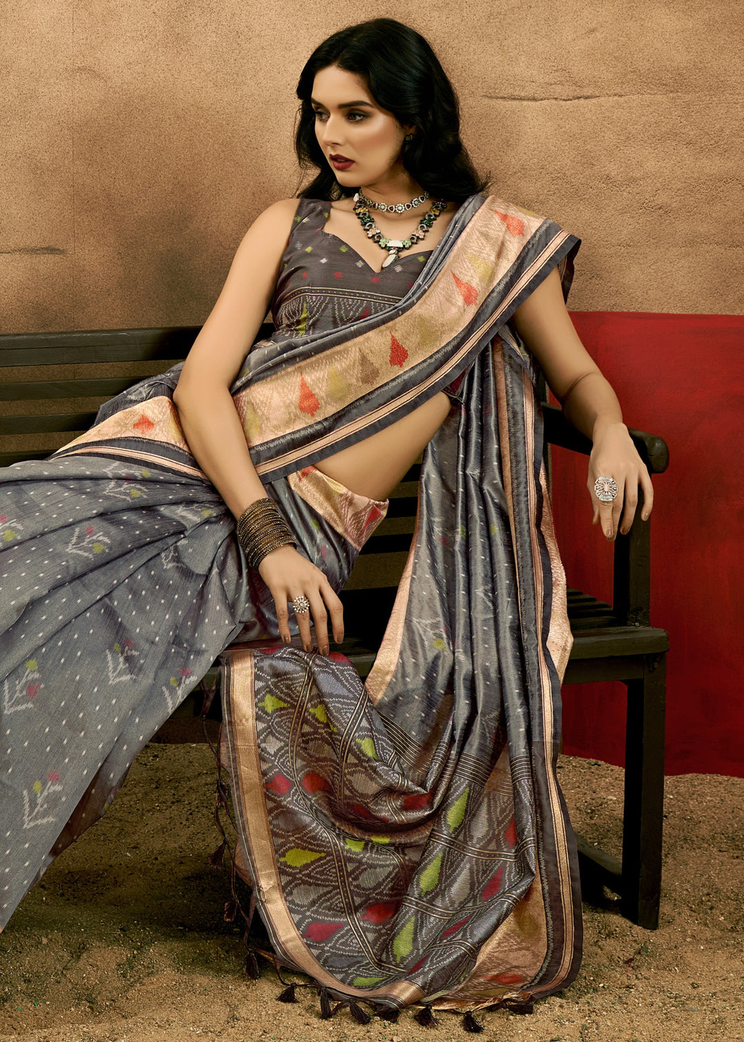 Grey Patola Handloom Weaving Silk Saree