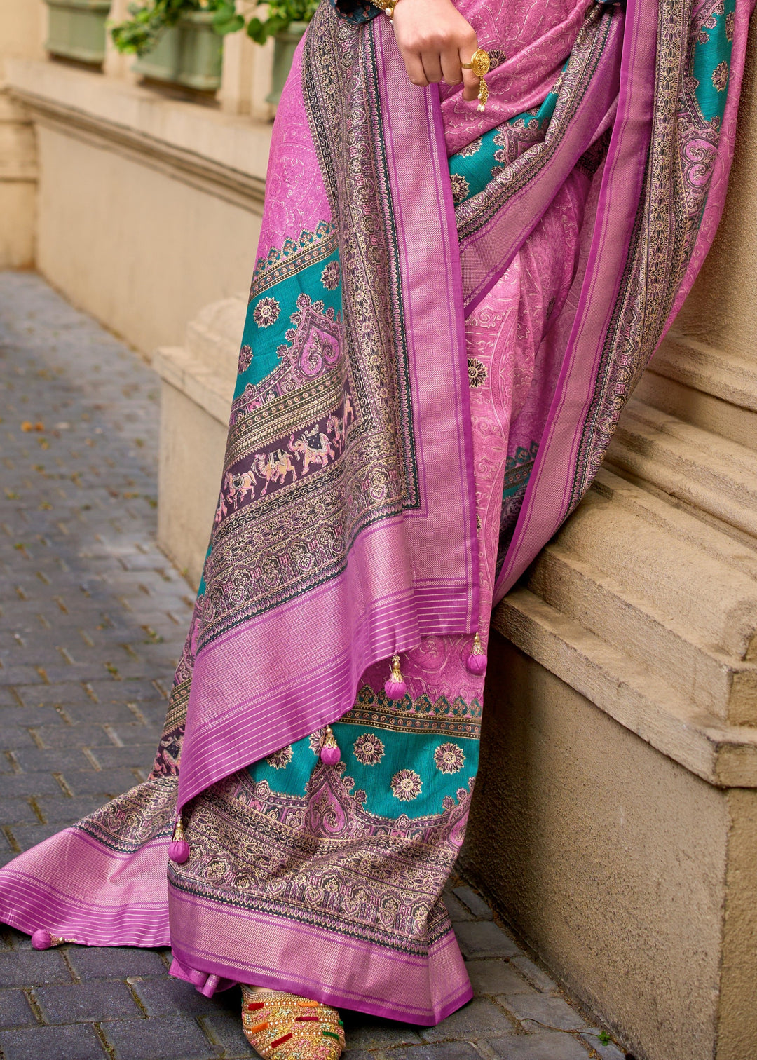 Fuscia Pink Poly Viscose Silk Saree With Foil Print