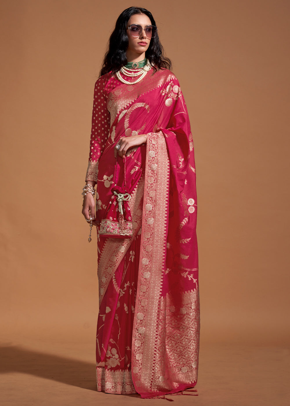 Raspberry Pink Floral Handloom Woven Georgette Silk Saree