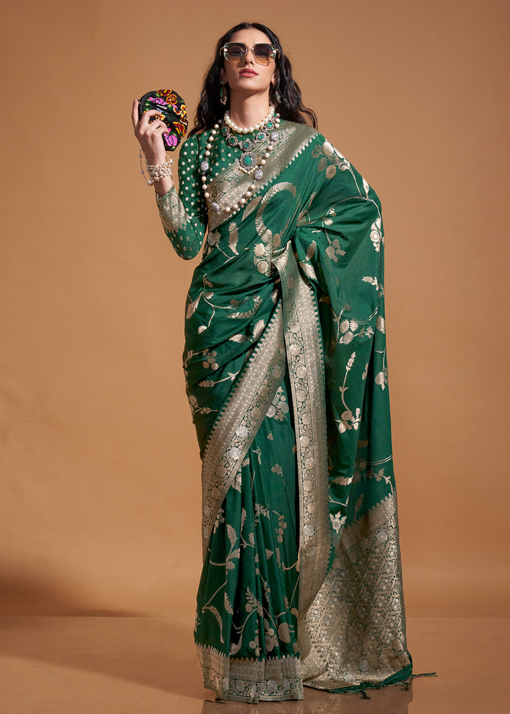 Dark Green Floral Handloom Woven Georgette Silk Saree