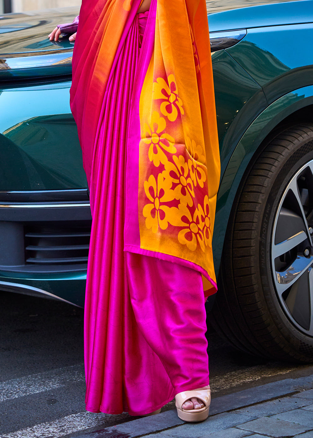 Hot Pink Contemporary Printed Satin Crepe Saree : Top Pick