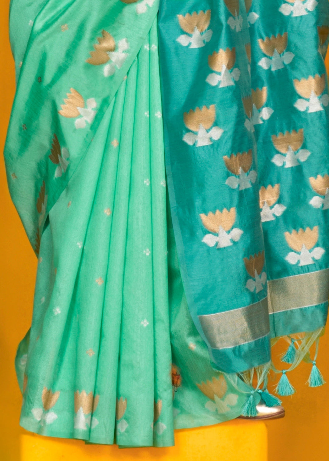 Seagreen Tussar Handloom Weaving Silk Saree