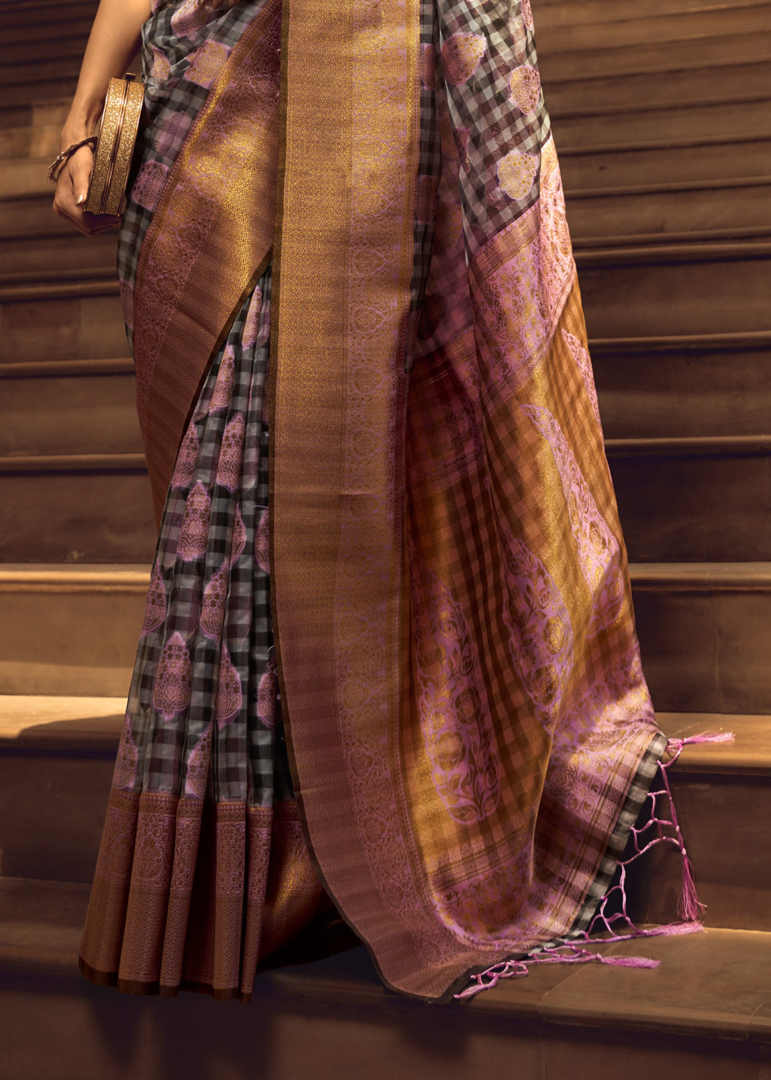 Purple Check Handloom Weaving Silk Saree