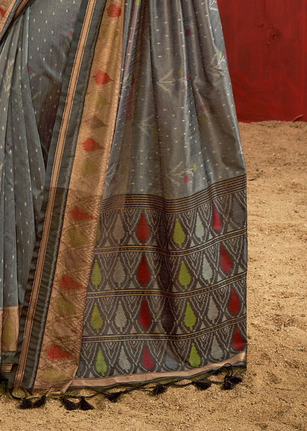 Grey Patola Handloom Weaving Silk Saree