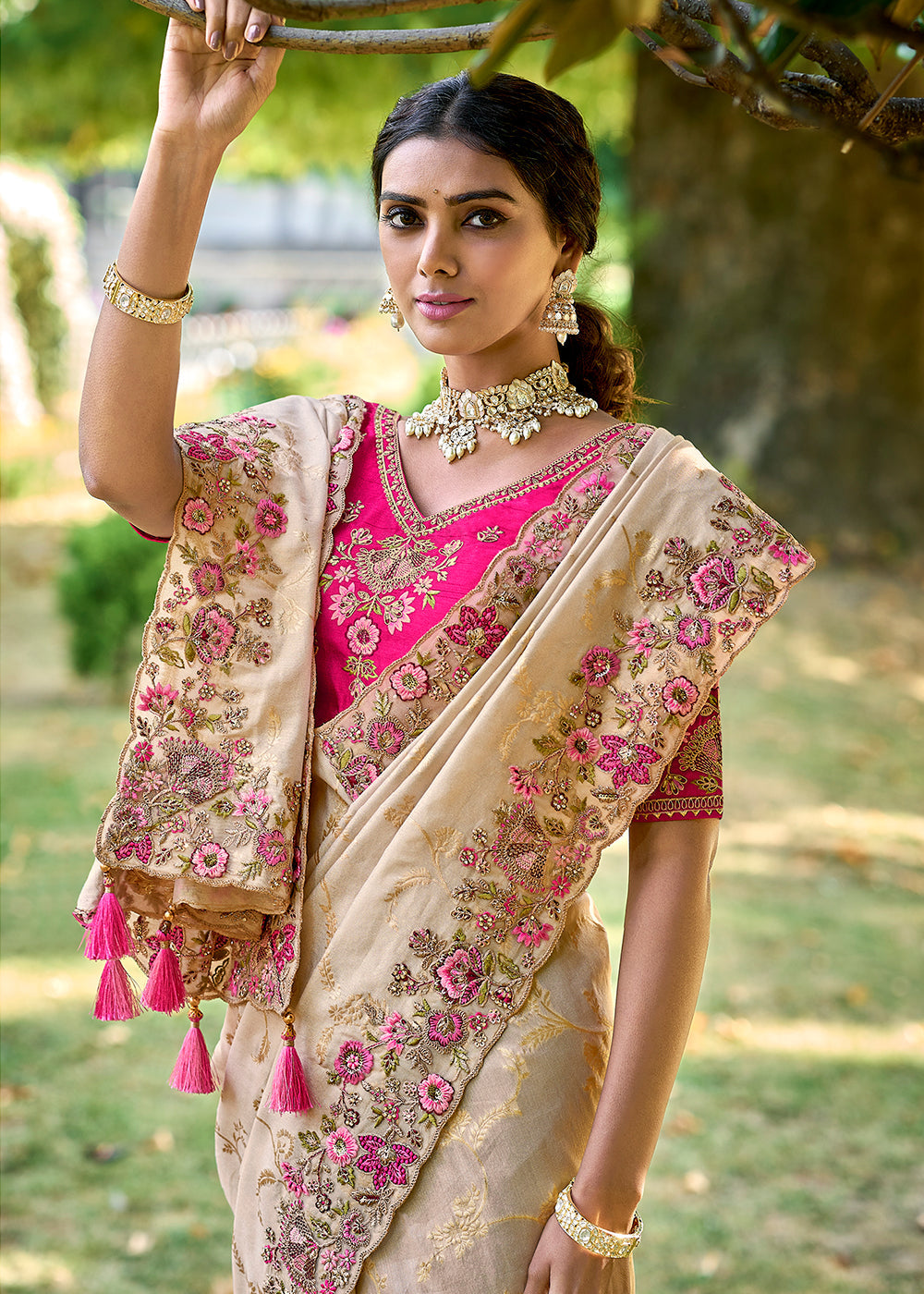 Cream White Tissue Silk Saree with Stone & Embroidery cut Work Border(Pre-Order)