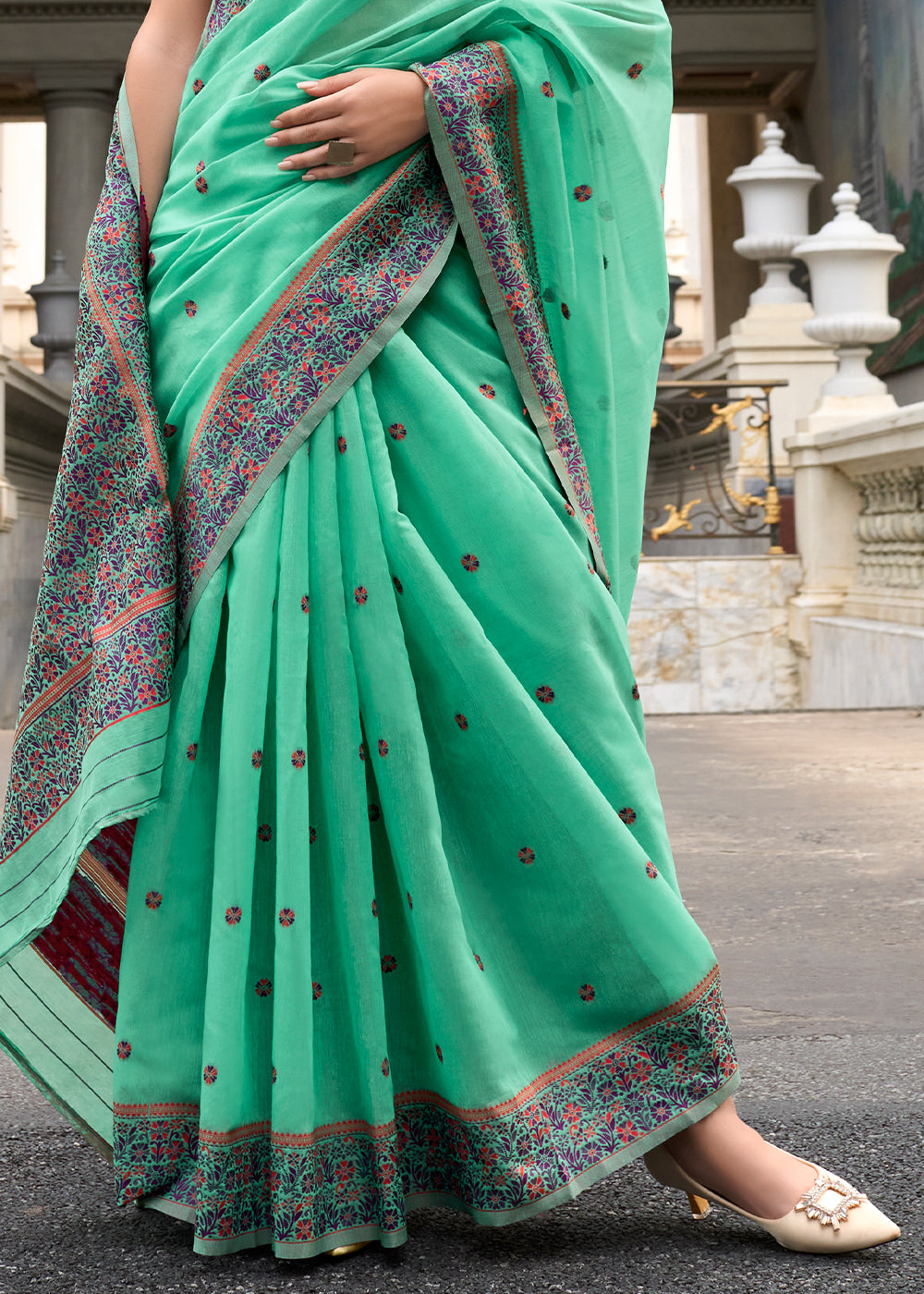 Eel Green Linen Silk Saree