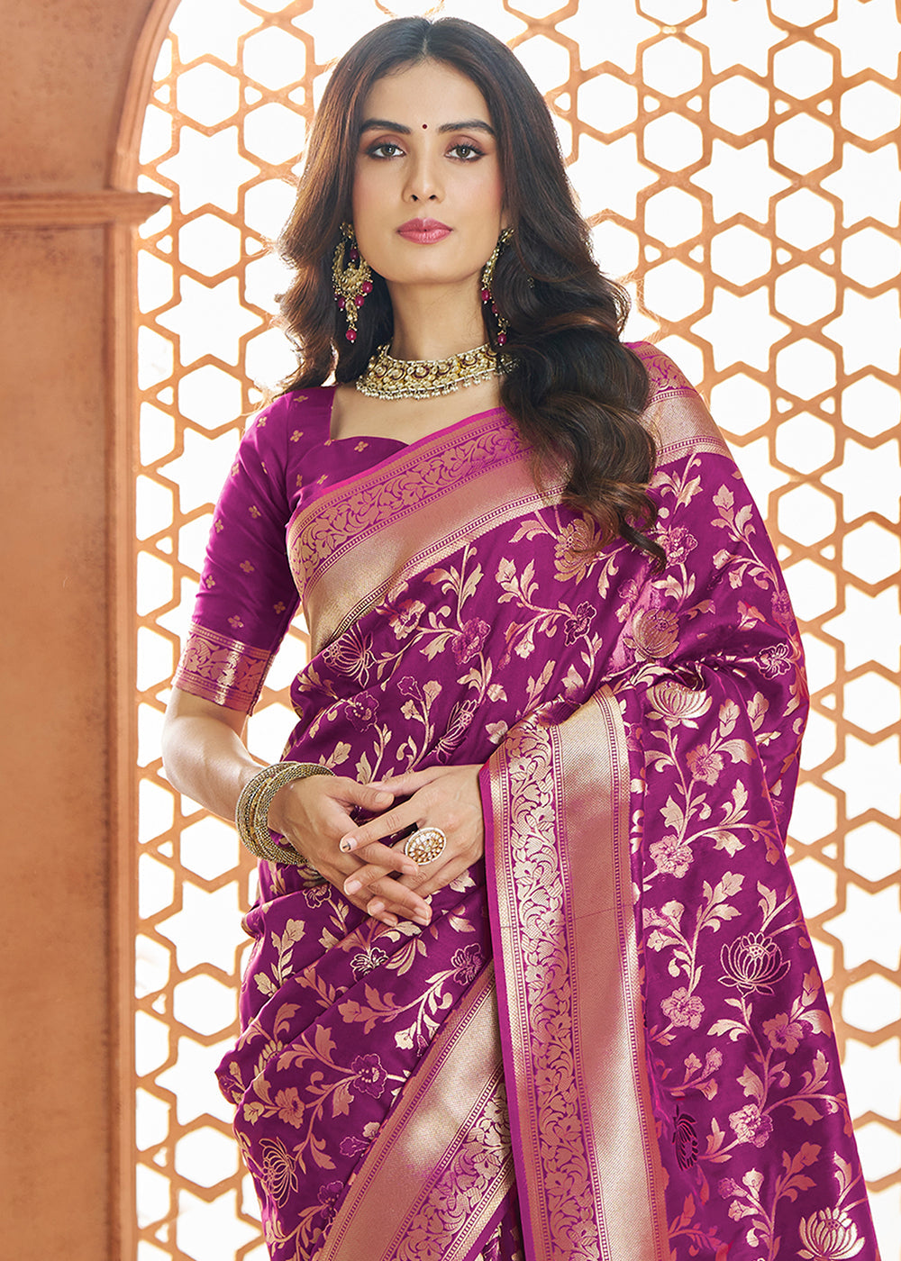 Jam Purple Floral Zari Woven Banarasi Silk Saree