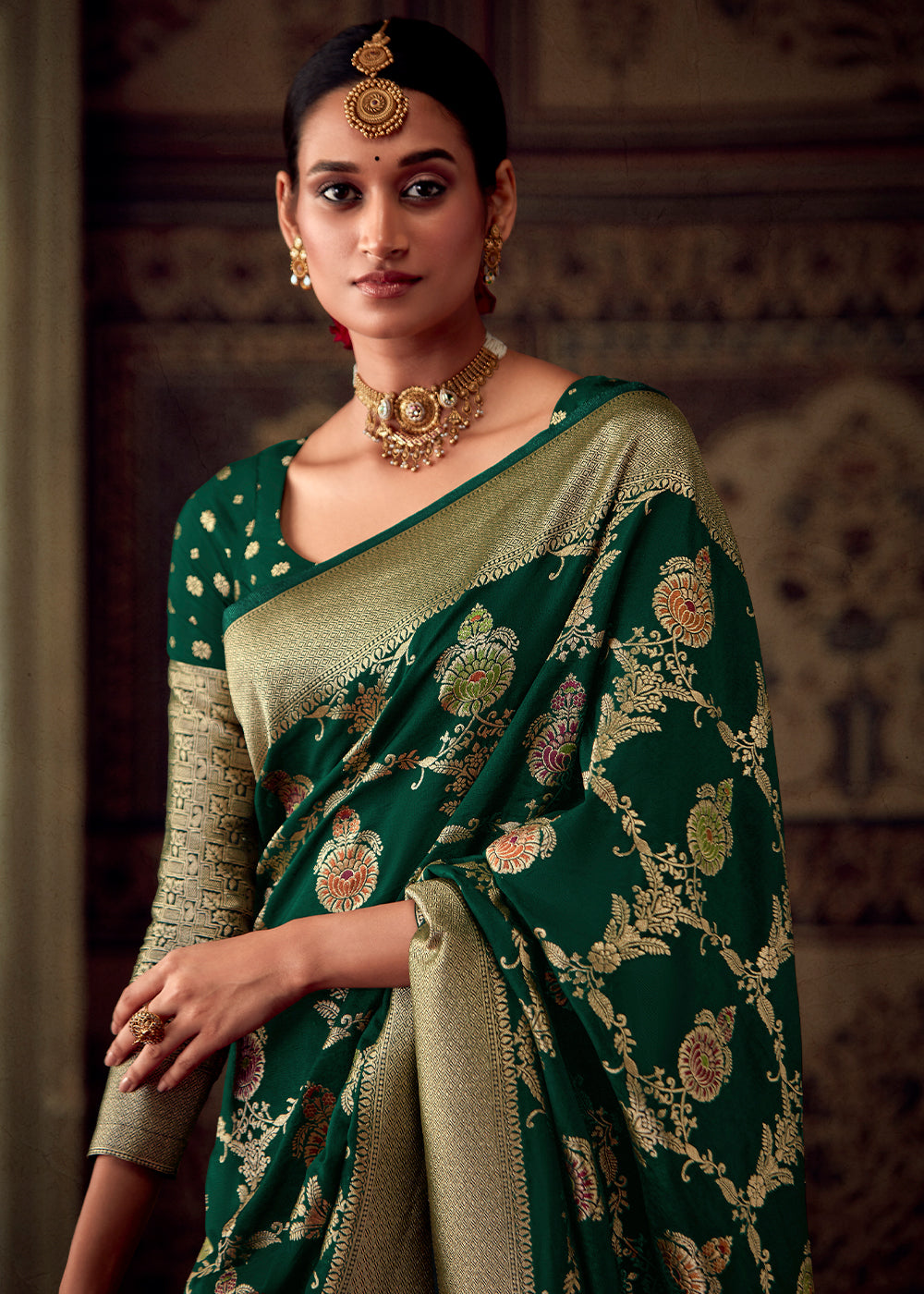 Sacramento Green Meenakari Weaving Dola Silk Saree