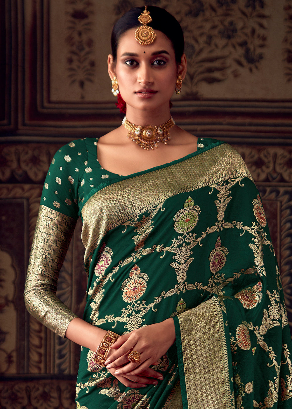 Sacramento Green Meenakari Weaving Dola Silk Saree