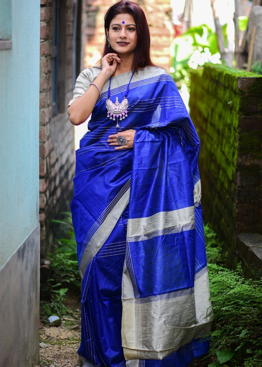 Royal Blue Designer Raw Silk Saree