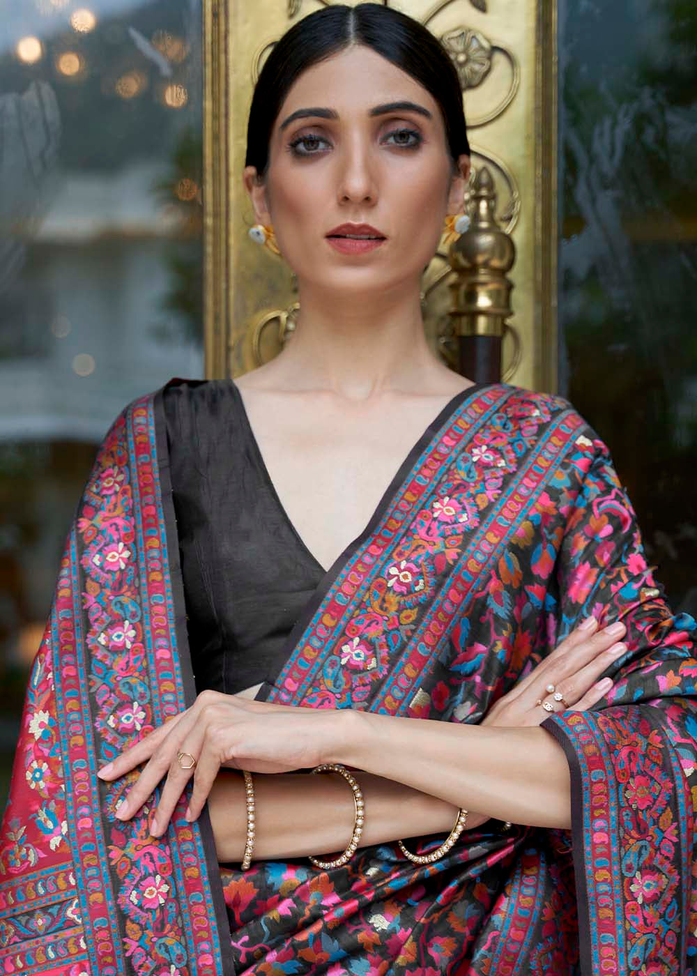 Midnight Black Banarasi Jamawar Woven Silk Saree : Top Pick