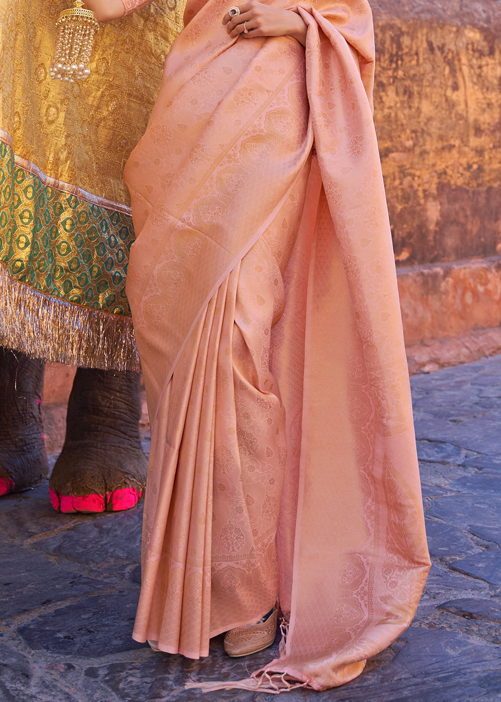 Light Coral Pink Soft Handloom Weave Kanjivaram Silk Saree