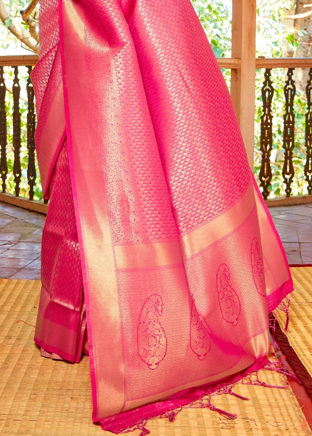 Rose Pink Zari Woven Kanjivaram Silk Saree