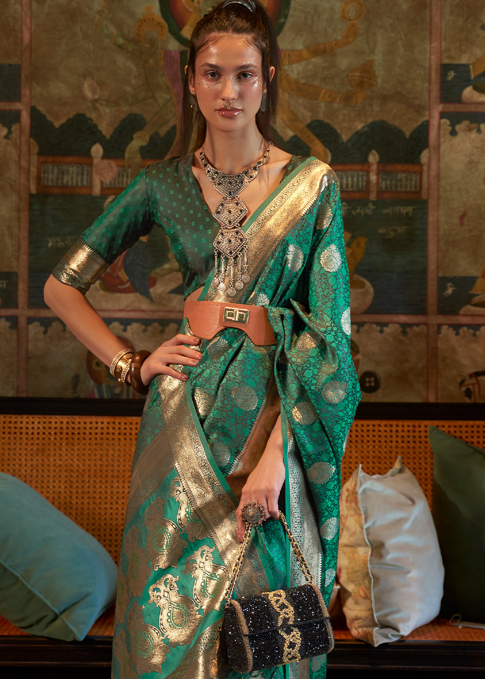 Teal Green Tanchoi Handloom Woven Satin Silk Saree