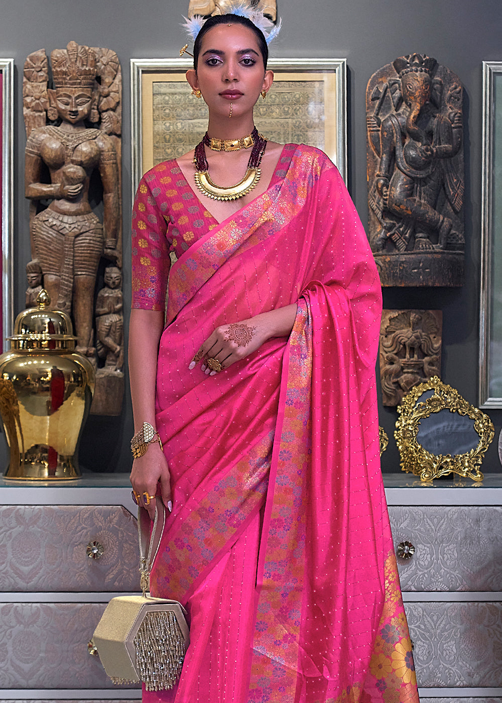 Rose Pink Handloom Woven Dual Tone Organza Silk Saree with Sequins Work