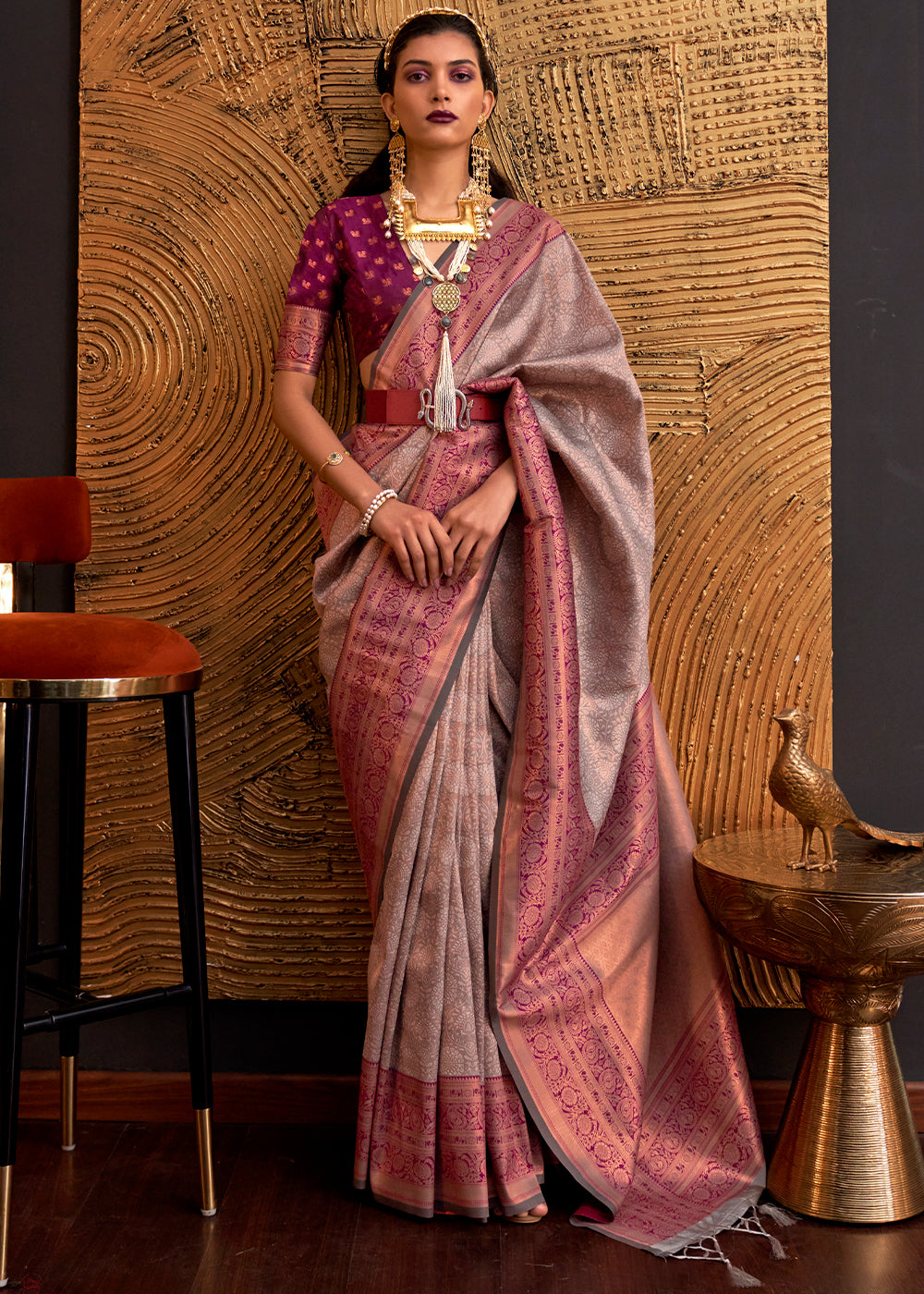 Metallic Mauve Handloom Woven Designer Silk Saree