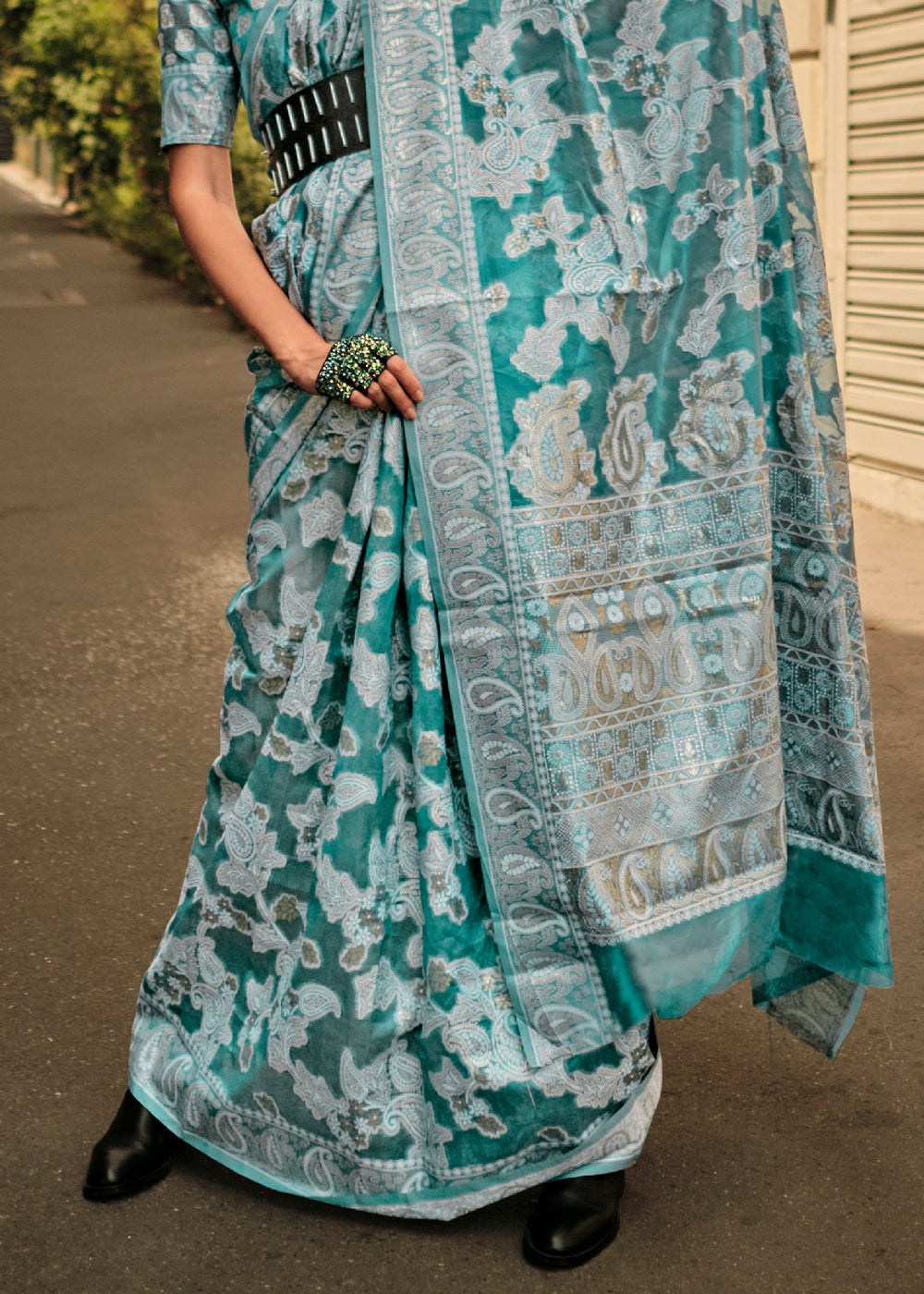 Shades Of Blue Zari Handloom Woven Organza Silk Saree