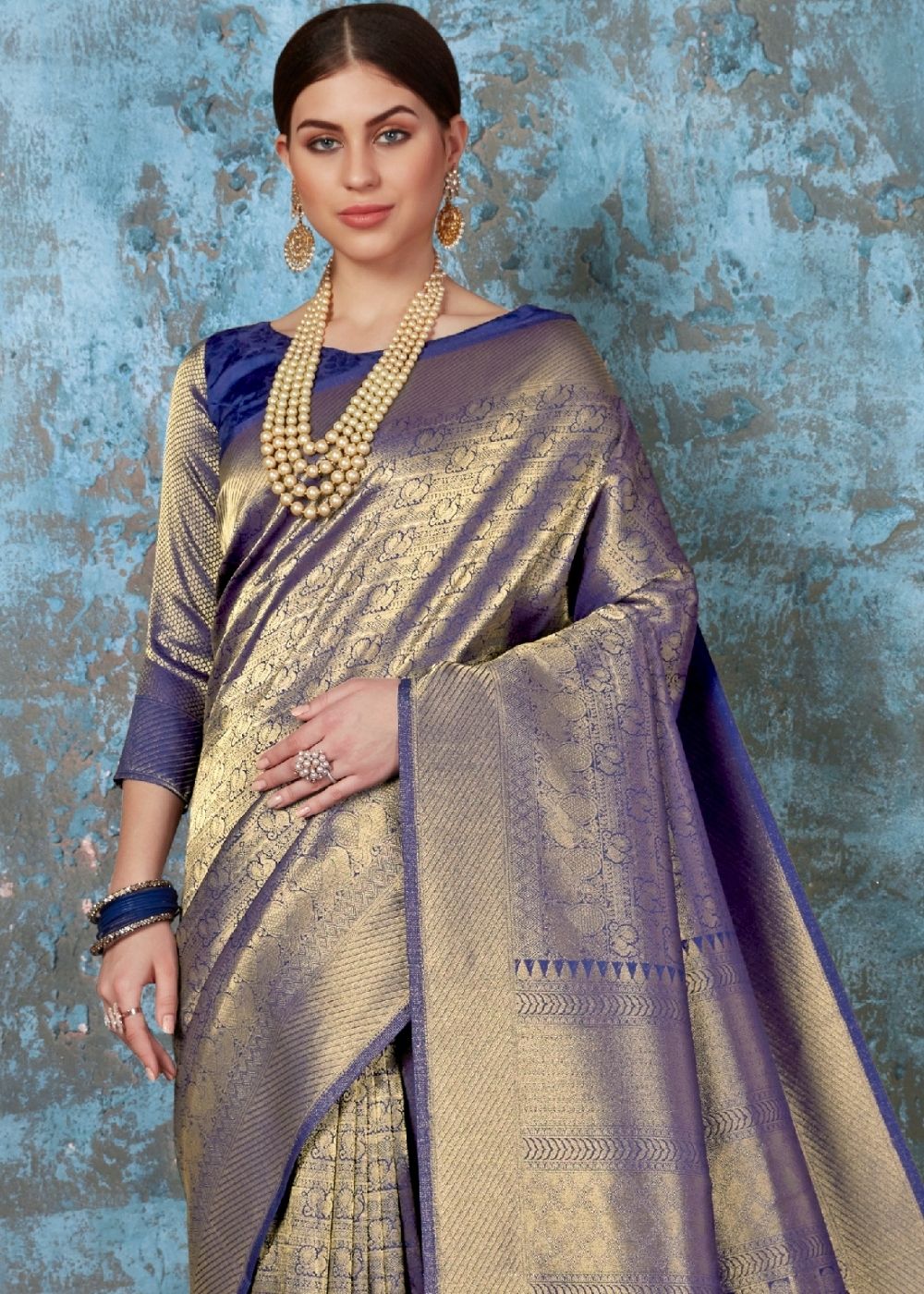 Midnight Blue Handloom Weave Kanjivaram Silk Saree : Special Wedding Edition