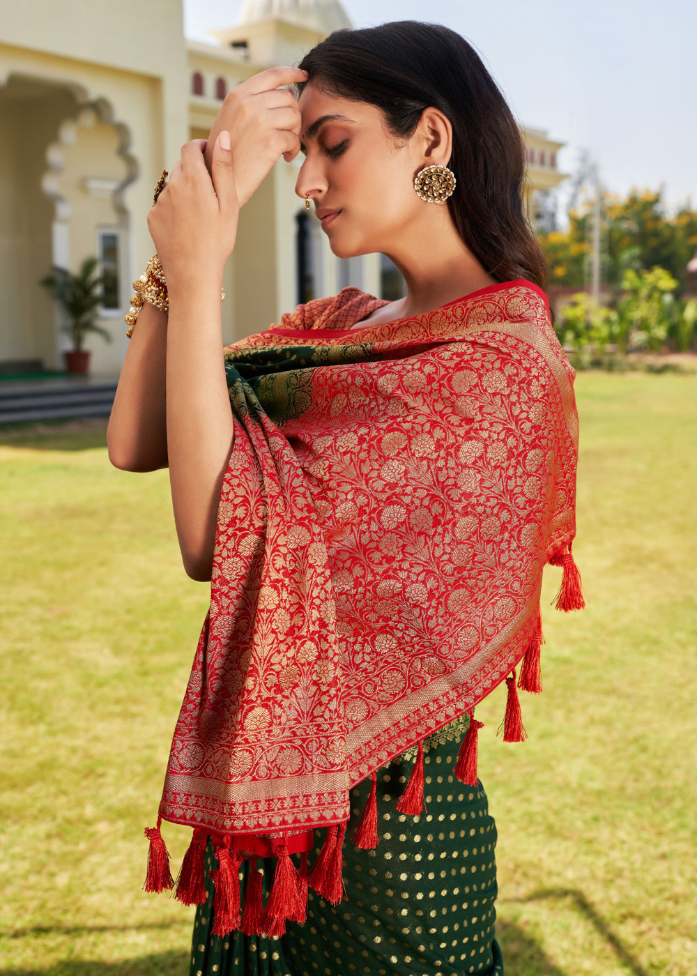 Forest Green Zari Woven Georgette Saree with Contrast Blouse & Pallu