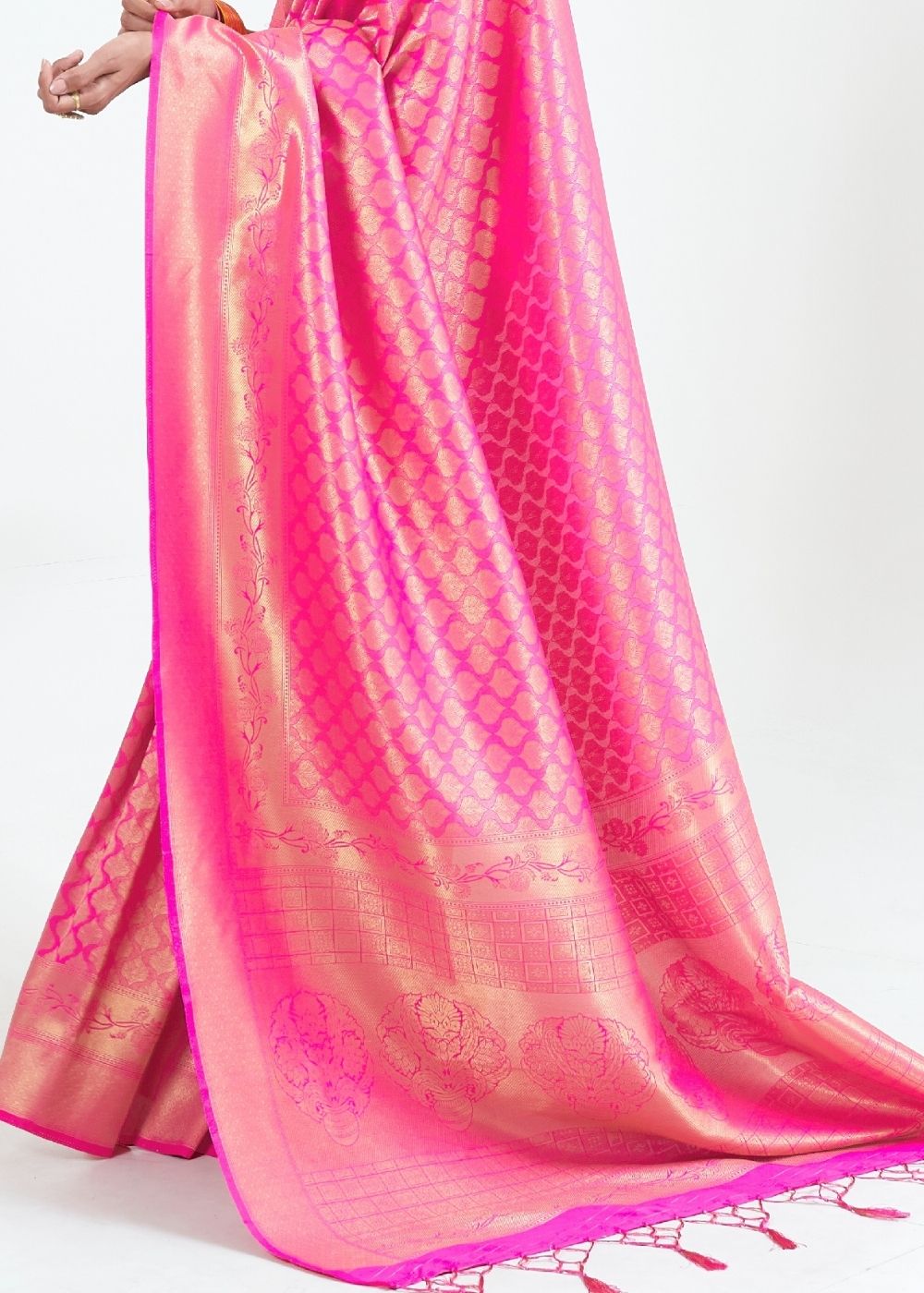 Fuscia Pink Woven Kanjivaram Silk Saree : Limited Edition