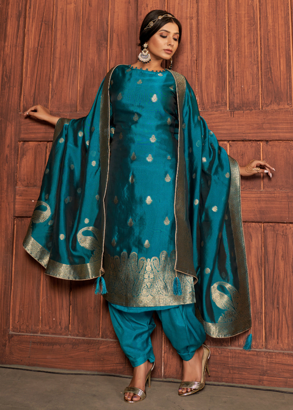 Cerulean Blue Designer Viscose Salwar Suit having Zari work